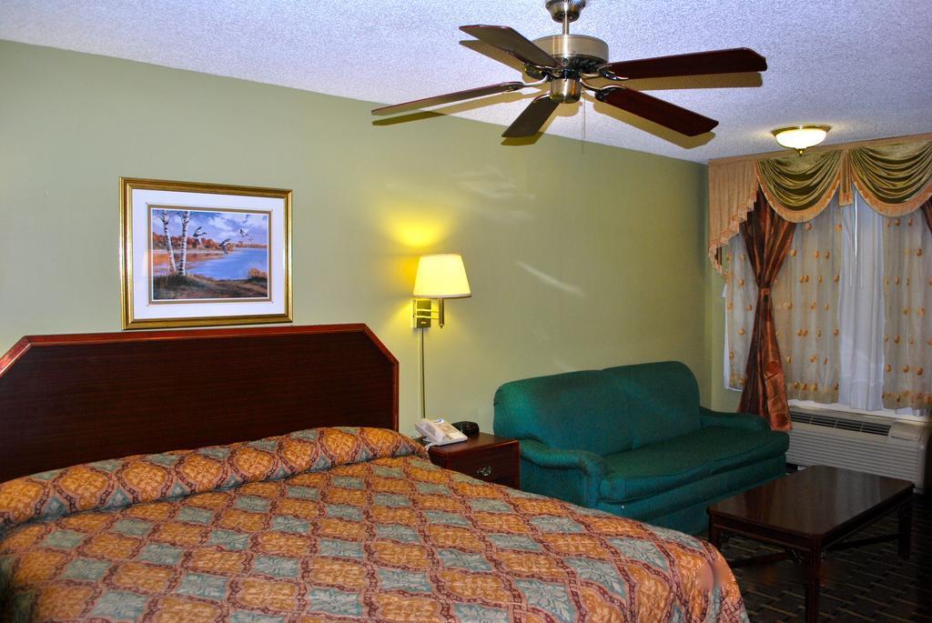 Rodeway & Hotel Smyrna